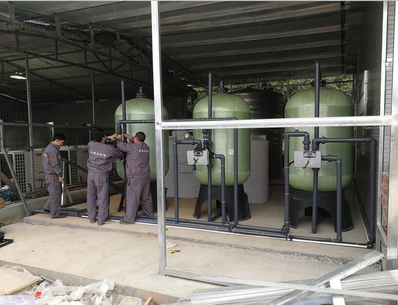 污水處理設(shè)備.jpg